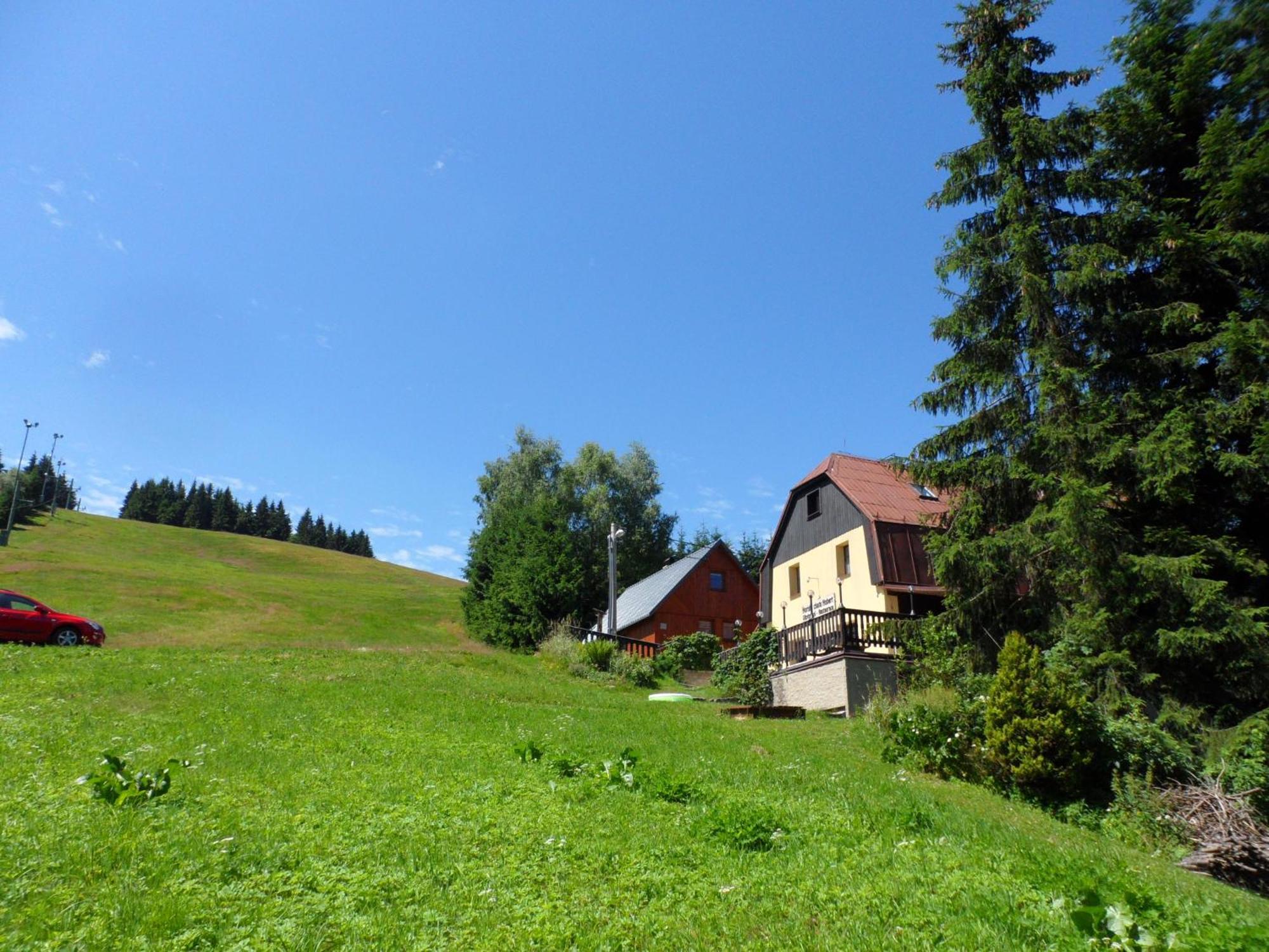 Horska Chata Hubert Hotel Bedrichov  Exterior photo